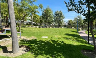 Lote en Venta en Lomas de Angelópolis II, Zona Azul