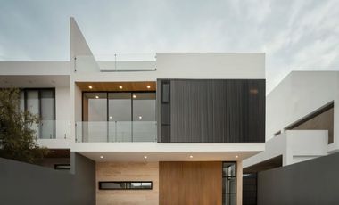 Se vende casa en Parques Vallarta