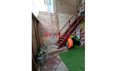 Vendo Casa Como Terreno De 140 M2 En Villa El Salvador