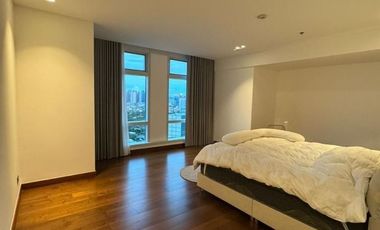 3BR Unit For Rent - Two Roxas Triangle