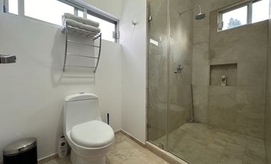 Casa Juriquilla | 400 m² | Vista Lago - Balcones | Querétaro