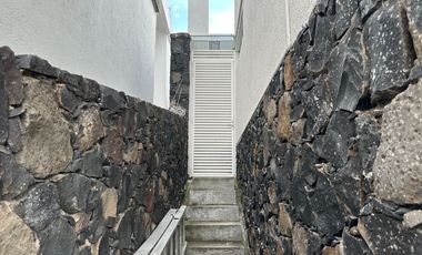 Casa Juriquilla | 400 m² | Vista Lago - Balcones | Querétaro