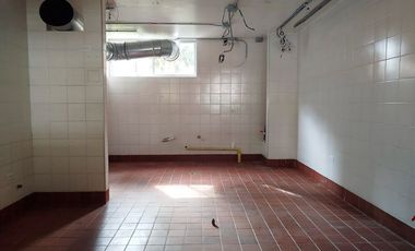 47980 Local en arriendo en el sector La Inferior, Poblado, Medellin