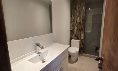 Hermosa Parcela con Casa en Venta en Condominio Santa Sofía de lo Cañas, La Florida