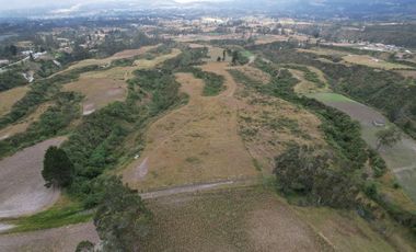 Vendo 3 hectáreas en Cuicocha