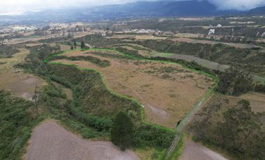 Vendo 3 hectáreas en Cuicocha