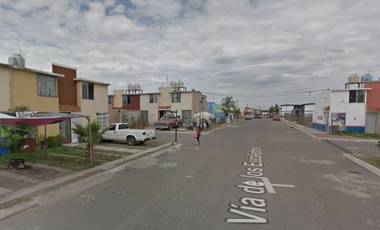 EXCELENTE OPORTUNIDAD,GRAN CASA ALCATRACES FRACCIONAMIENTO GALAXIA, JALISCO!!