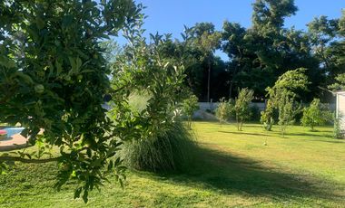 Se vende hermosa casa en parcela de 5.000 m2