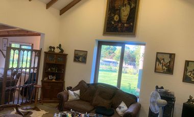 Se vende hermosa casa en parcela de 5.000 m2
