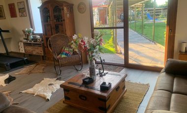 Se vende hermosa casa en parcela de 5.000 m2