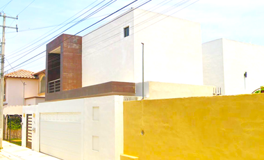 CASA A LA VENTA EN VALLE REAL, SALTILLO, COAHUILA, REMATE ADJUDICADO