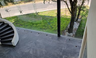 SAYAVEDRA VENTA CASA NUEVA