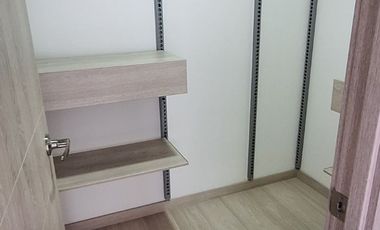Arriendo apartamento para estrenar en la Loma de los Mesa.