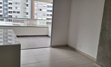 Arriendo apartamento para estrenar en la Loma de los Mesa.