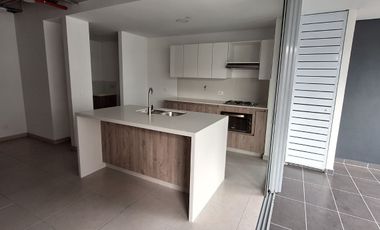 Arriendo apartamento para estrenar en la Loma de los Mesa.