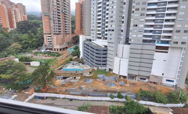 Arriendo apartamento para estrenar en la Loma de los Mesa.