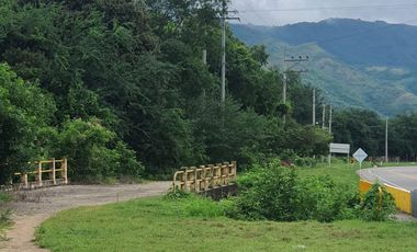 Hermosa Finca de 3 Hectáreas en Girardot, Cundinamarca.