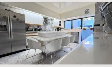CASA EN VENTA COLINAS DE SAN JAVIER