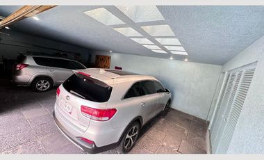 CASA EN VENTA COLINAS DE SAN JAVIER