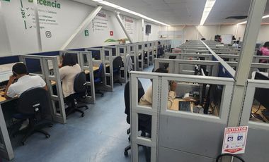 VENTA OFICINA EN CALI ARRENDADA HACE 15 AÑOS