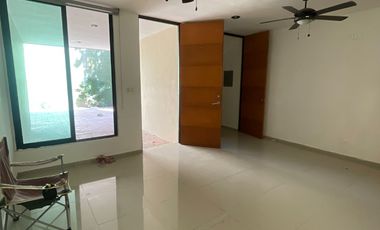 VILLA TIPO TOWN HOUSE DENTRO DE  PRIVADA,  EN VENTA, CON EXCELENTE UBICACIÓN.