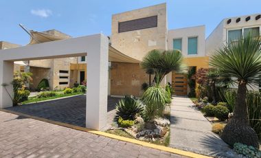 Casa renta puerta del sol Metepec