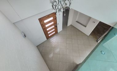 Casa renta puerta del sol Metepec