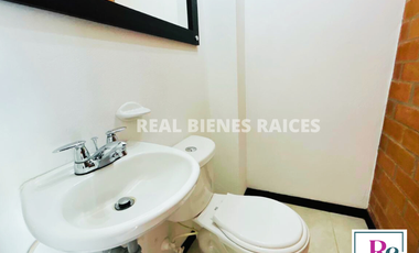 VENDO CASA MEDIANERA EN UNIDAD ABIERTA EN LA CEJA, ANTIOQUIA