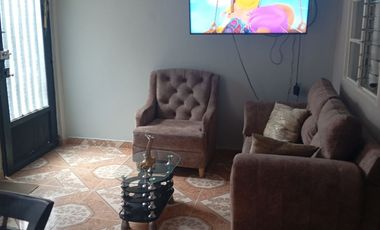 Vendo casa sector avenida del Rio cerca a turin