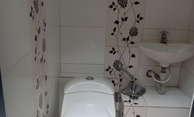 Vendo casa sector avenida del Rio cerca a turin