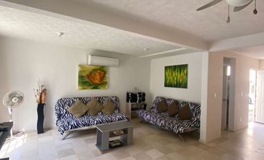 EN VENTA CASA EN PUENTE DEL MAR