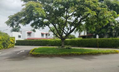 VENDO CASA EN LA MORADA CALI VALLE DEL CAUCA