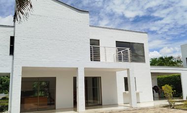 VENDO CASA EN LA MORADA CALI VALLE DEL CAUCA