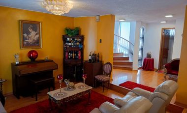 Arriendo Bonita y Cómoda Casa Urbanización Los Nevados