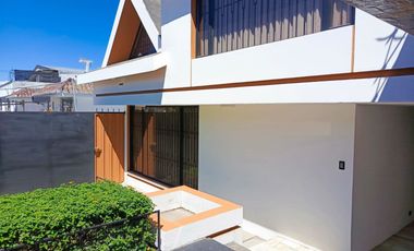 Arriendo Bonita y Cómoda Casa Urbanización Los Nevados