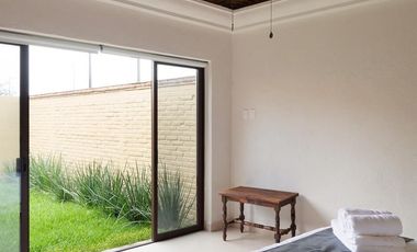 CASA EN RENTA AJIJIC EN COTO $31,500 3 RECAMARAS