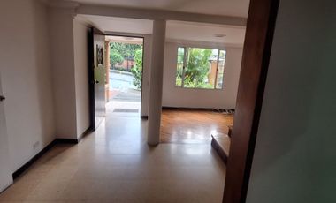 CASA EN URBANIZACION LA CLARITA