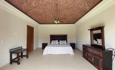 CASA EN RENTA AJIJIC EN COTO $31,500 3 RECAMARAS