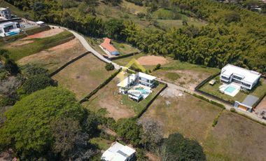 se vende lujosa casa en santagueda cerca a manizales