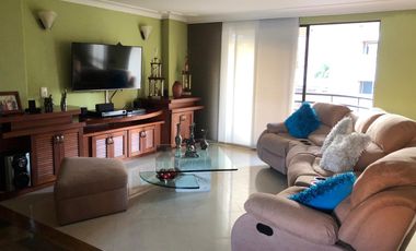 VENDO APARTAMENTO EN LAURELES