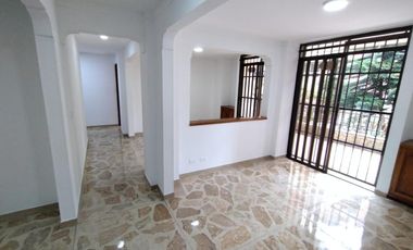 VENDO APARTAMENRO EN LAURELES