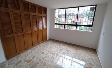 VENDO APARTAMENRO EN LAURELES
