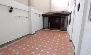 VENDO APARTAMENRO EN LAURELES