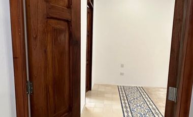 CASA REMODELADA EN BARRIO LA ERMITA