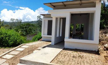 Casa moderna en la naturaleza