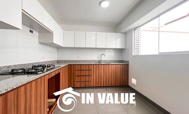 DÚPLEX EN CHACARILLA SAN BORJA /  4 DORM / TERRAZA