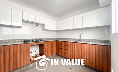 DÚPLEX EN CHACARILLA SAN BORJA /  4 DORM / TERRAZA