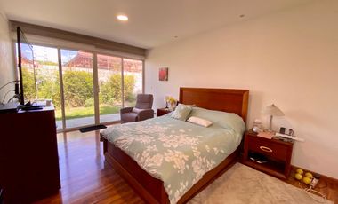 CASA EN VENTA EN UNA SOLA PLANTA EN TUMBACO