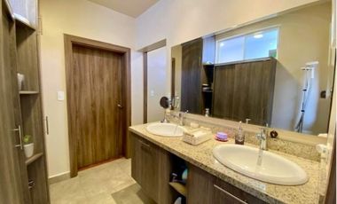 CASA EN VENTA EN UNA SOLA PLANTA EN TUMBACO