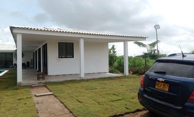 Se vende hermosa casa campestre en Sabanagrande , Atlántico
